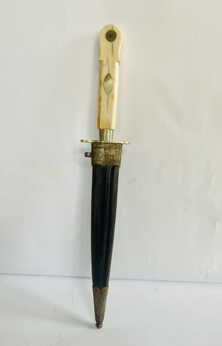 Belt Dagger -photo-1